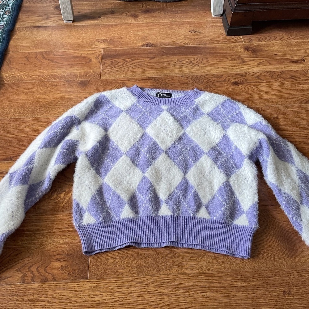 Art Class purple & white soft crew neck sweater in size S (6/6x)